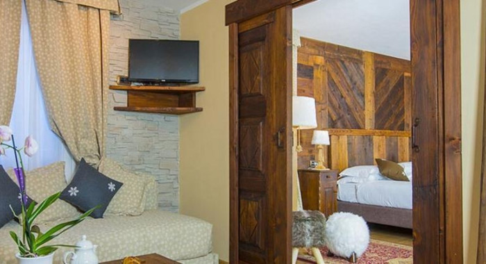 Hotel Edelweiss, Cervinia ski chalet, image 3